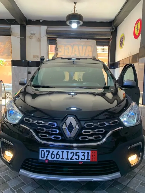 Renault Kangoo 2025 Kongoo stepway
