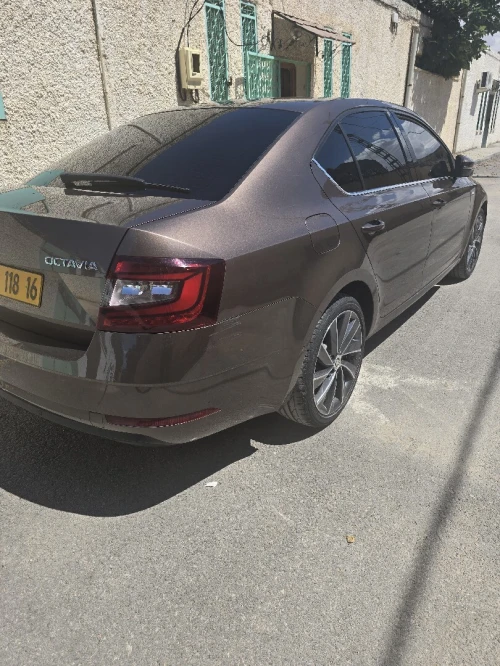 Skoda Octavia 2018 Laurin &amp; Klement