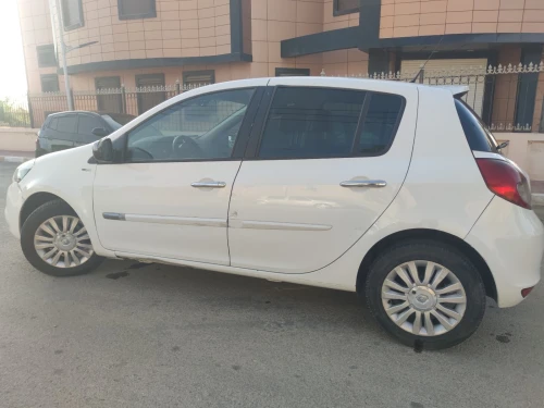 Renault Clio 3 2012 Night and Day