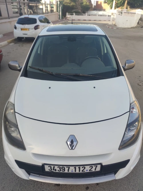 Renault Clio 3 2012 Night and Day