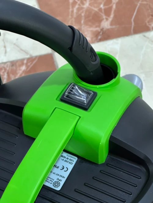 Aspirateur professionnel eau et poussière IPC YS 1/20