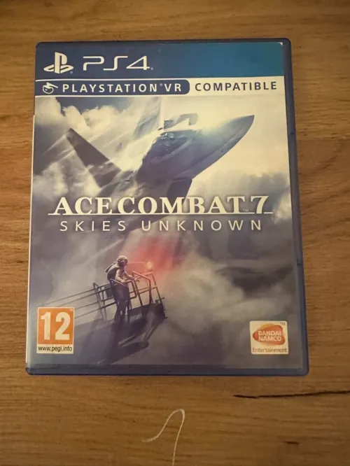 jeux ps4/ps5 ace combat 7 (skies unknown) compatible avec vr