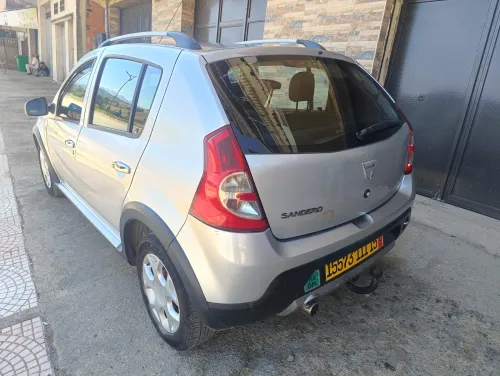 Dacia Sandero 2011 