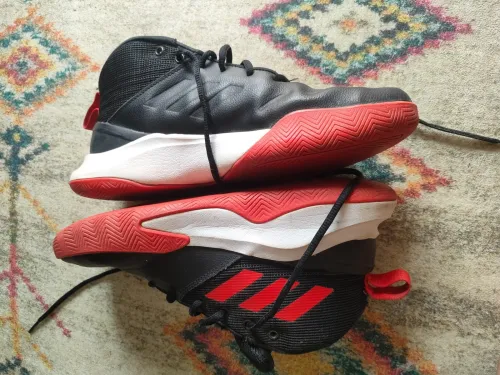 Basket Adidas 