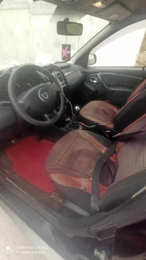 Dacia Duster 2015 Laureate