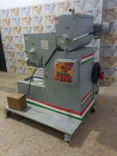 Machine a pates 