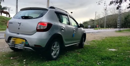 Dacia Sandero 2016 للتبادل فقط