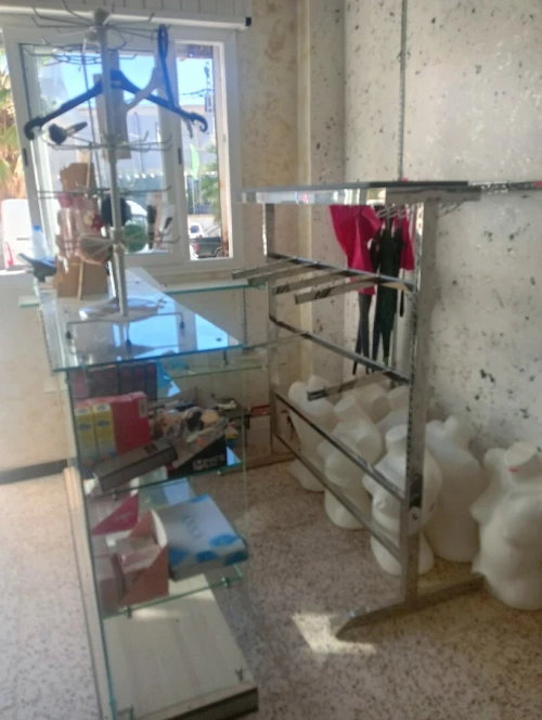 Matériel magasin habillement