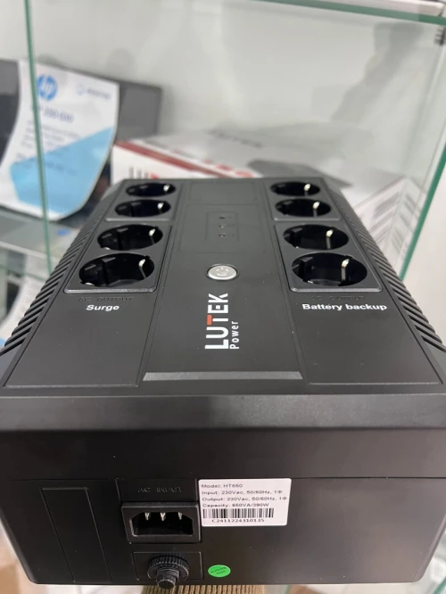 Ondeleur Lutek 650VA / 8 Prise FR  / Sécurité Electrique /  Protection Pour Ordinateur Camera PC