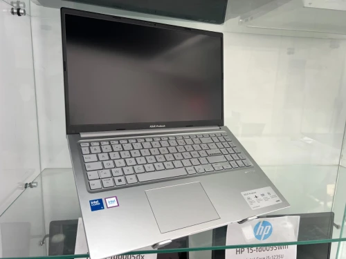 Pc Portable ASUS X1504V- Ultra Core 5 120U - 15,6'' Full HD - 8GB RAM /512GB SSD - Neuf Sous Emballage- Garantie 12 Mois