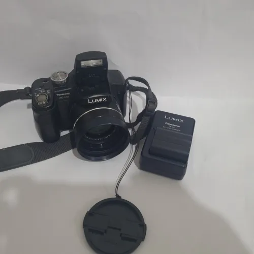 Camera Panasonic Lumix DMC fz18