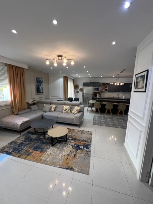 Location Appartement F4 Alger Hydra