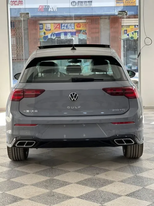 Volkswagen Golf 8 2025 
