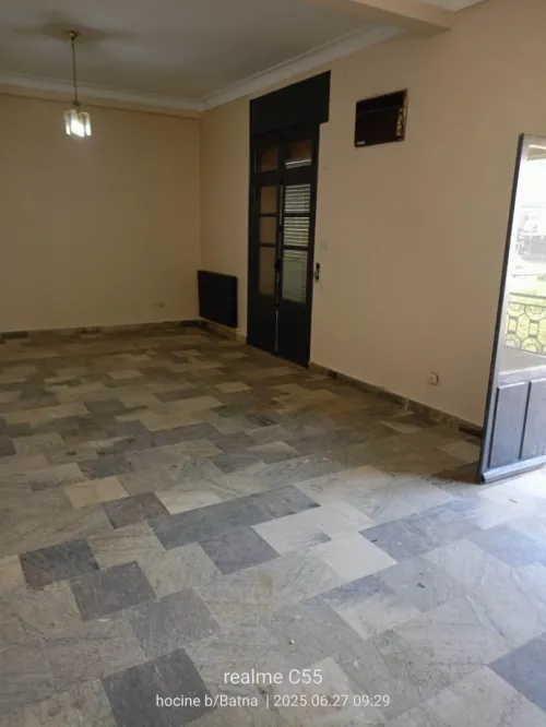 Location Local Batna Batna
