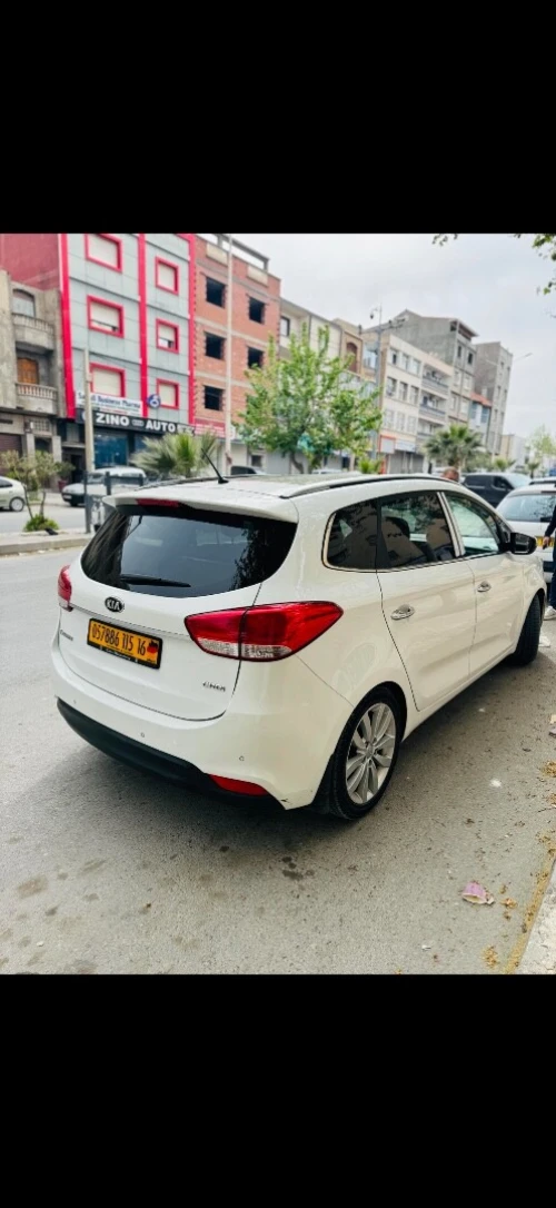 Kia Carens 2015 Premium