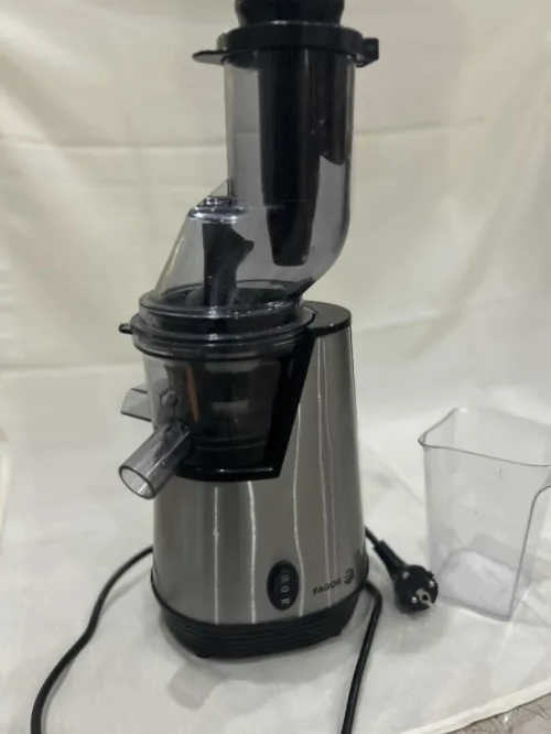 Extracteur de jus 