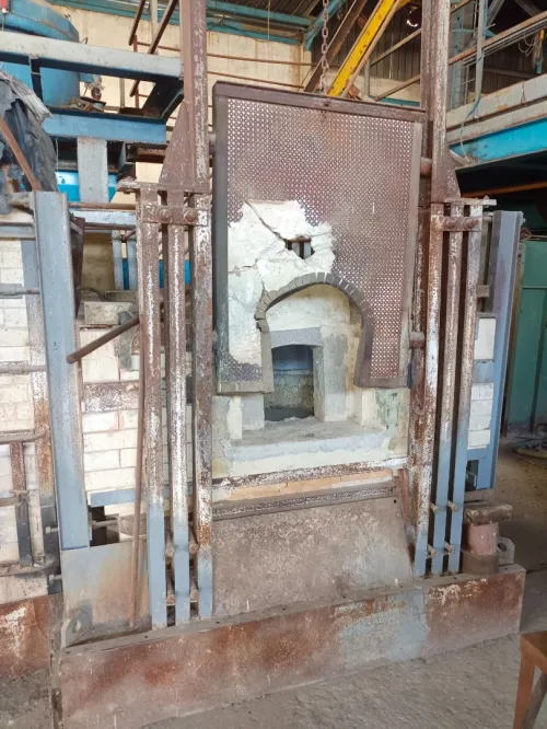Materiel de fabrication d'articles en verre
