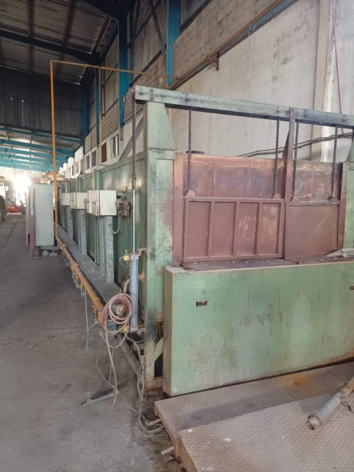 Materiel de fabrication d'articles en verre