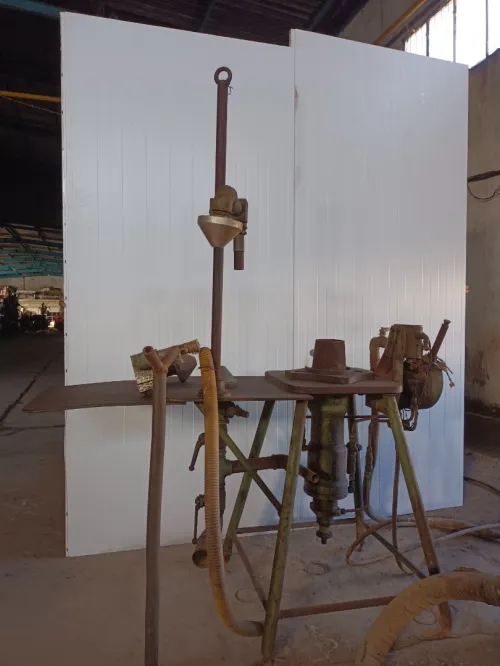 Materiel de fabrication d'articles en verre