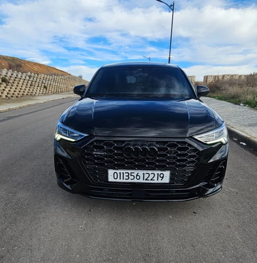 Audi Q3 2022 Q3