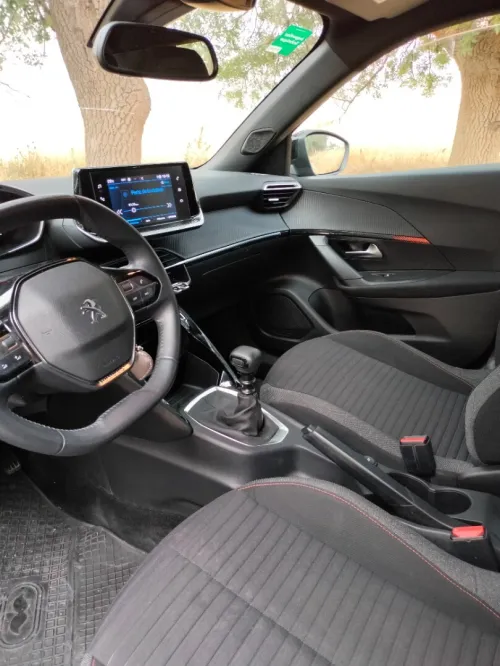Peugeot 2008 2022 