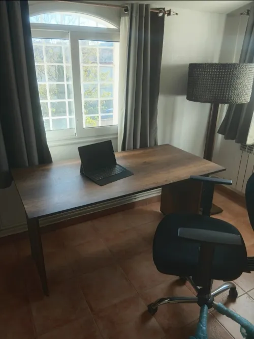 Bureau en bois