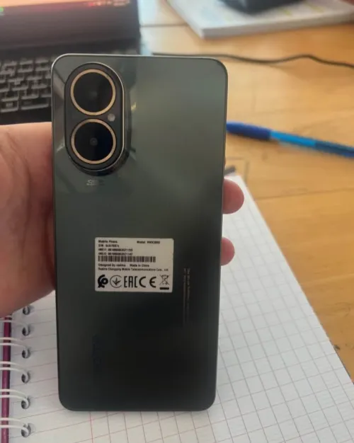 Realmi C67