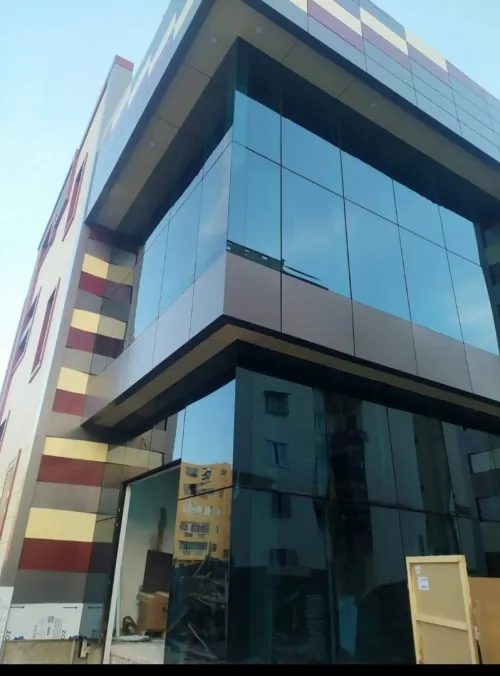 Revêtement façade alucobond mûr rideau 