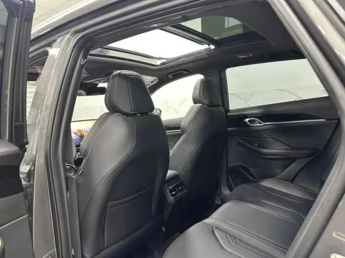 Geely Coolray 2025 La toute options