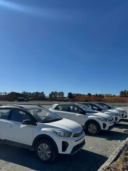 LOCATION 04 KIA KX1 POUR SOCIETE