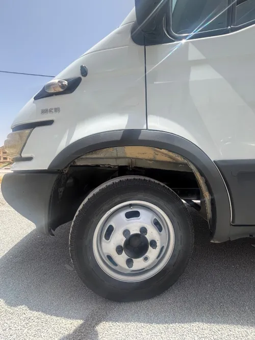 IVECO C11 2006