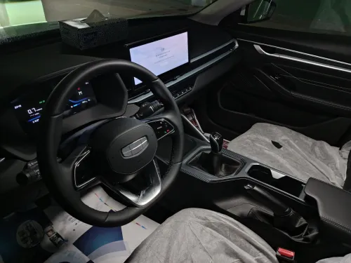 Geely Emgrand 2025 Luxuri