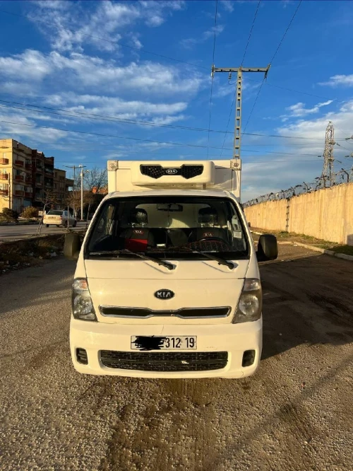 Kia 2700 2012