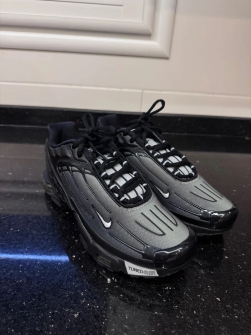 Nikes chaussures originales