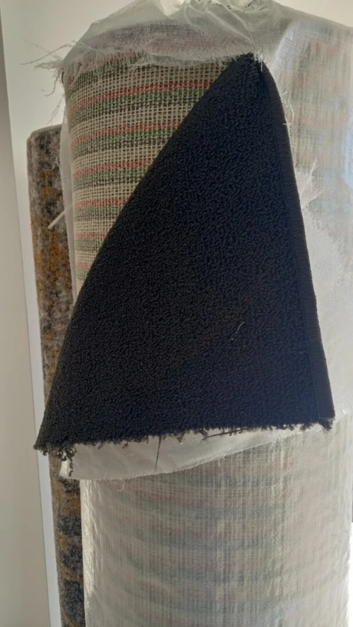 Moquette tapis Marron,bleu, noir,verre, beige,gris