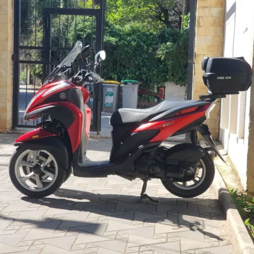 YAMAHA TRICITY 2017