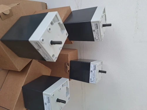 servomoteur SQN30.111A2700 et SQN31.762A2700
