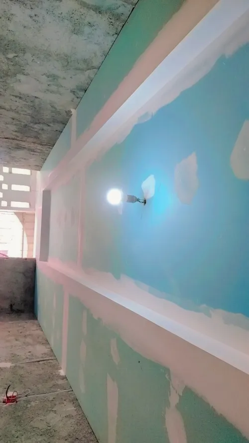 Placoplâtre BA13 led profil et plafond demontabe 
