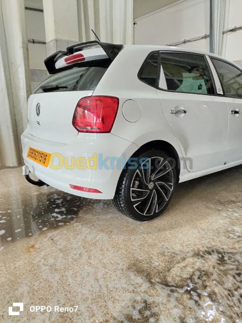 Volkswagen Polo 2015 La carat plus