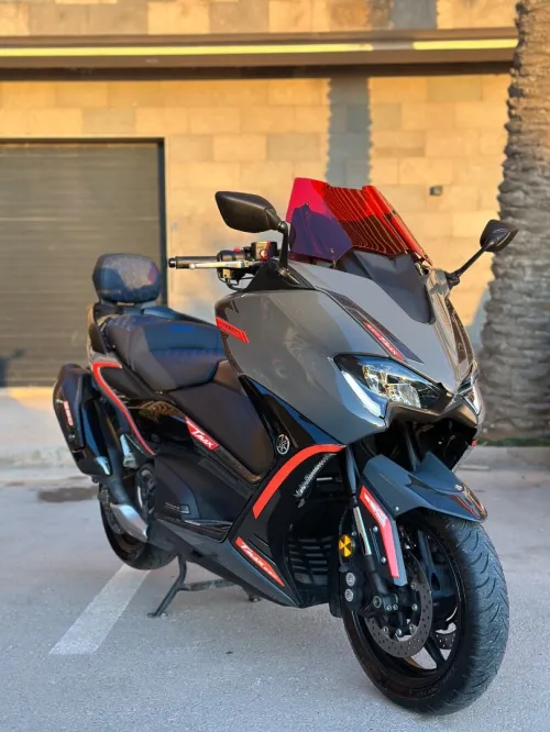 Yamaha Tmax 2021