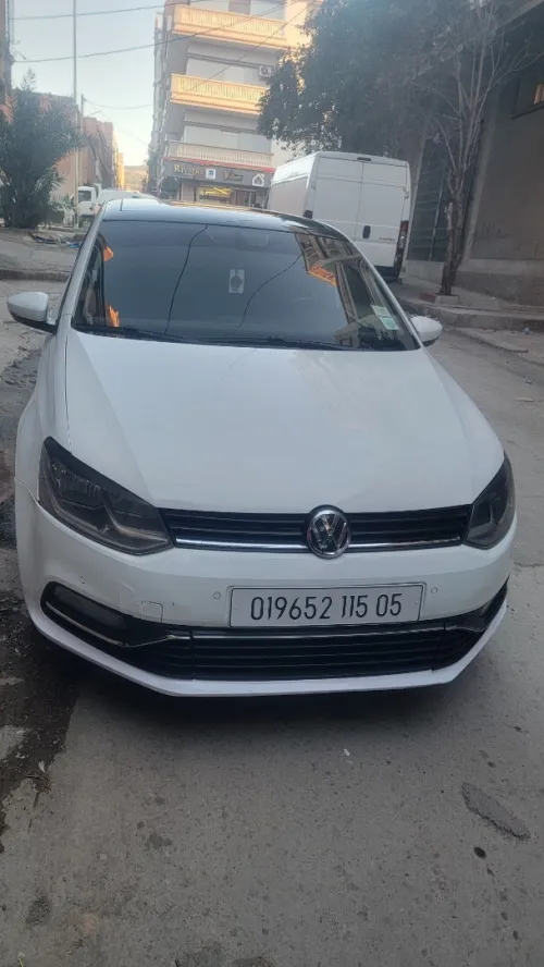 Volkswagen Polo 2015 La cara +