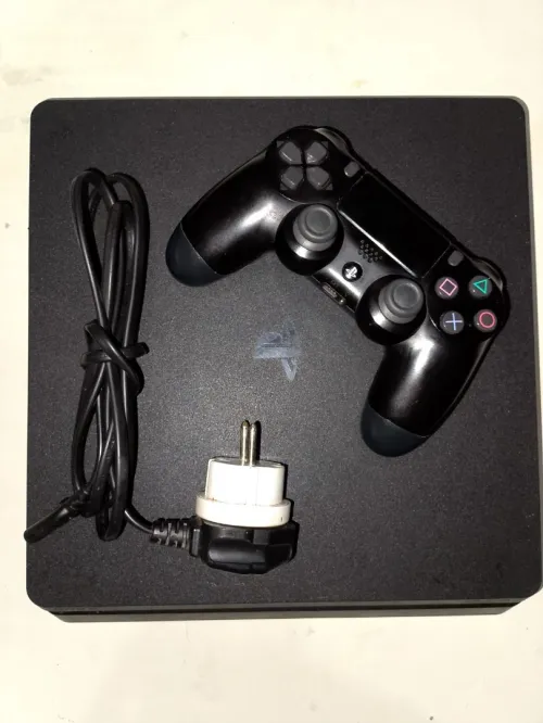 PS4 slim 500gb affair