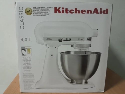Petra kitchen and