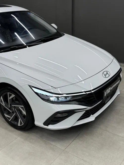 Hyundai ELANTRA 2025 