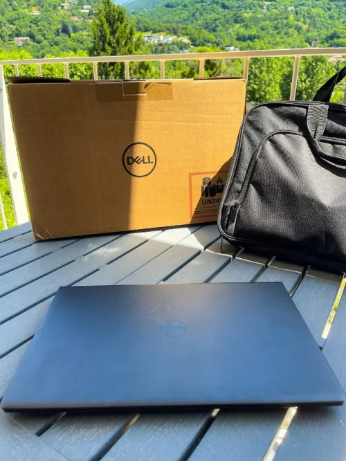 DELL VOSTRO 3520 CARBON BLACK (CABA)