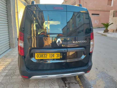 Renault Kangoo 2024 Kongo stipwai