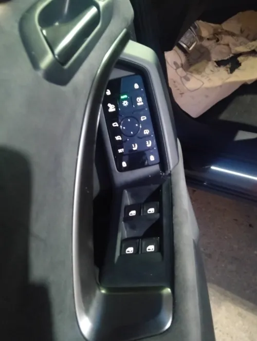 Audi Q5 2025 S lain