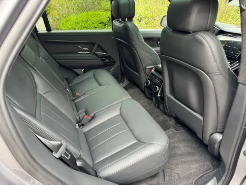 Land Rover Ronge sport V6 2025 P400