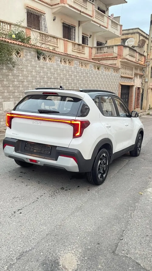 Kia Sonet  2025 Full options