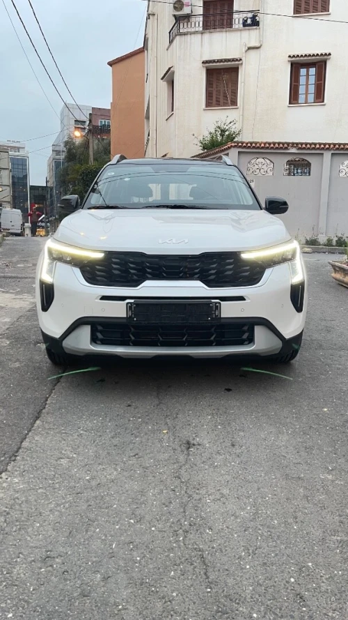Kia Sonet  2025 Full options